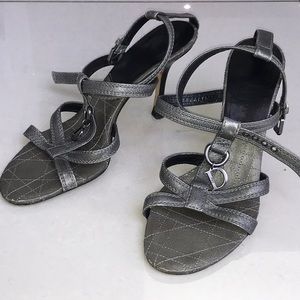 Dior steel grey ‘D’ sandals. Sz 39